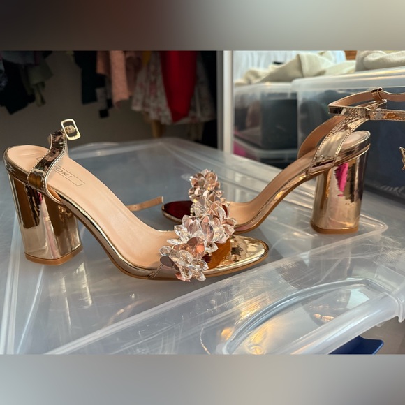 Gold and Clear Embellished Heels - Picture 3 of 5